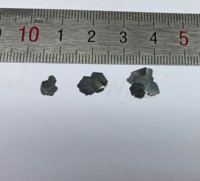 TaTe2 Crystals – view 2